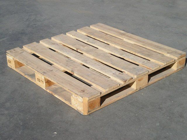 Palets de madera 120 x 120 cm